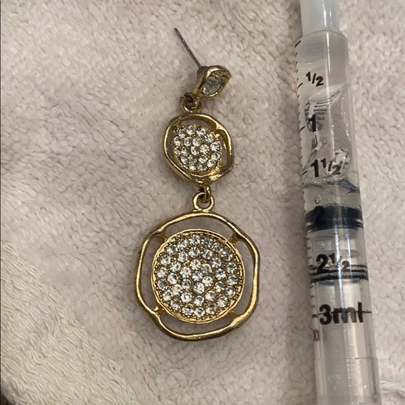 Cubix  gold  colored pierced drop earrings - Picture 4 of 4